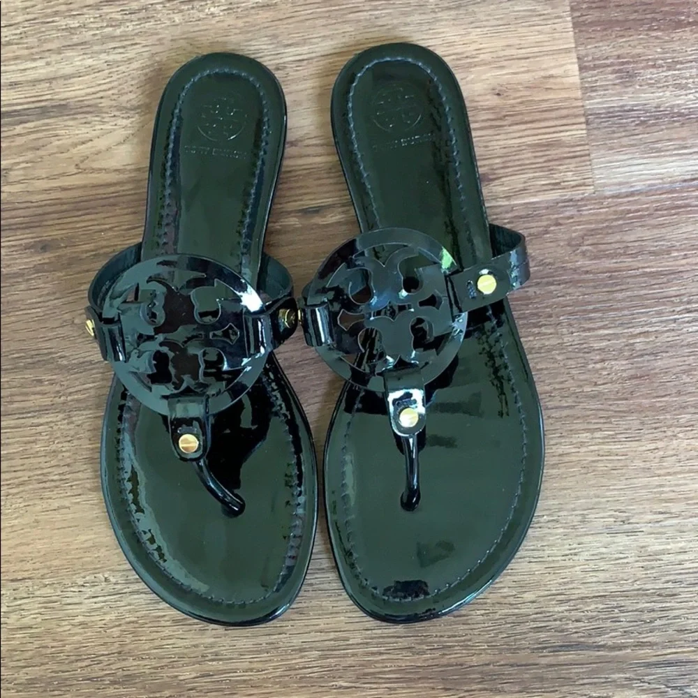 Tory Burch classic tory
